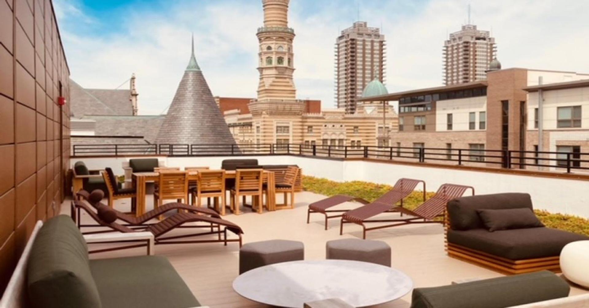 Cozysuites On Mass With Garage Parking #7 Индианаполис Екстериор снимка
